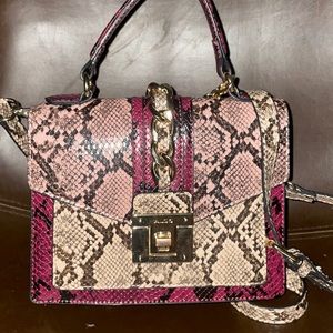 Aldo Crossbody Snake 🐍 print!!